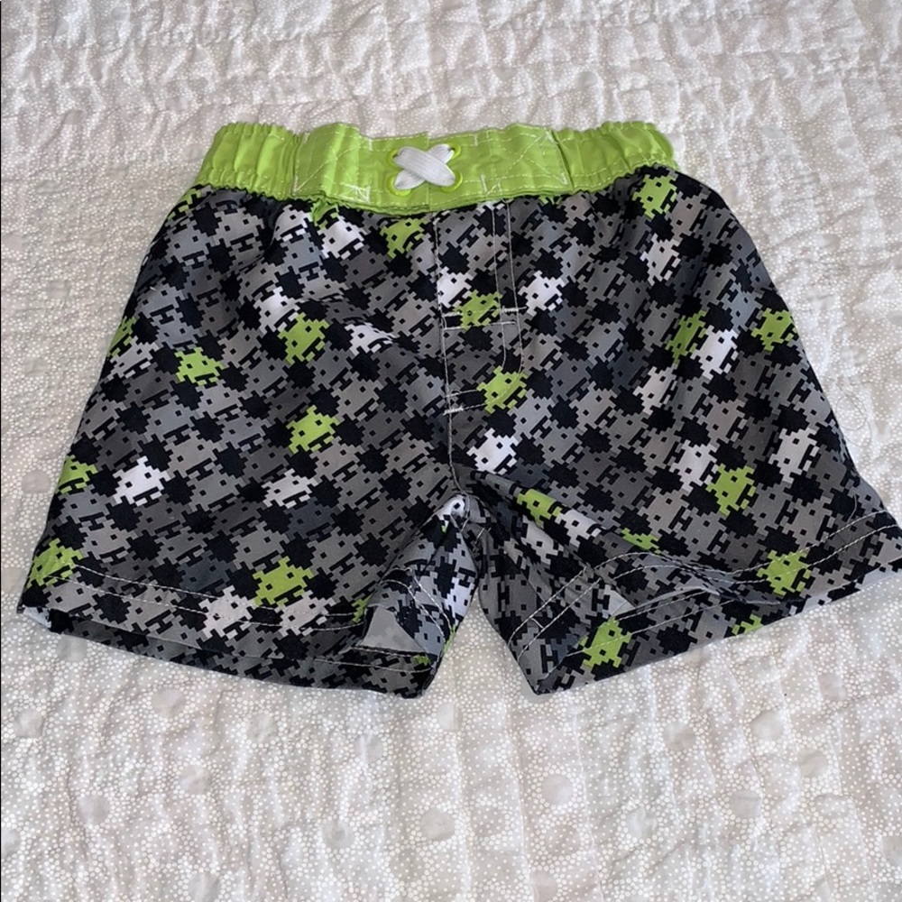 Circo infant boy swim trunk. Size 9 months
